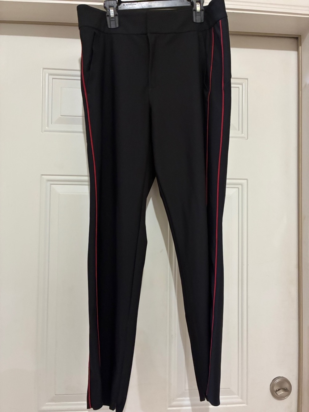 Athleta Woman’s Black Athletic Pants w/Red Stripe Detailing NWOT S14